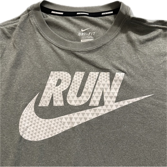 Nike Run Dri-Fit Men’s Athletic Shirt - Picture 2 of 5